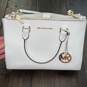 White Michael Kors Purse